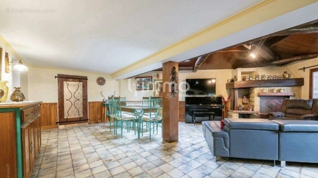 A vendre maison 7 pièces 198 m² Villiers Sur-Marne - photo 7
