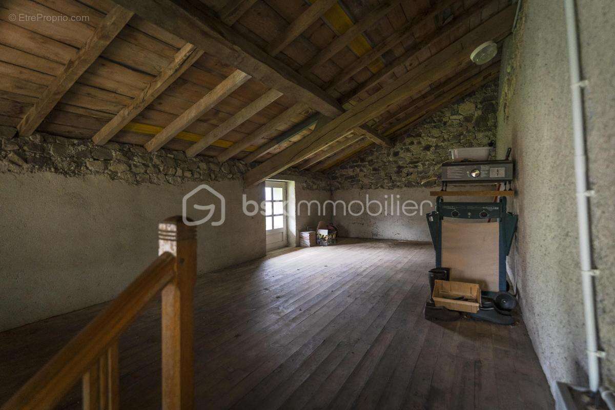 Maison à BLOT-L'EGLISE