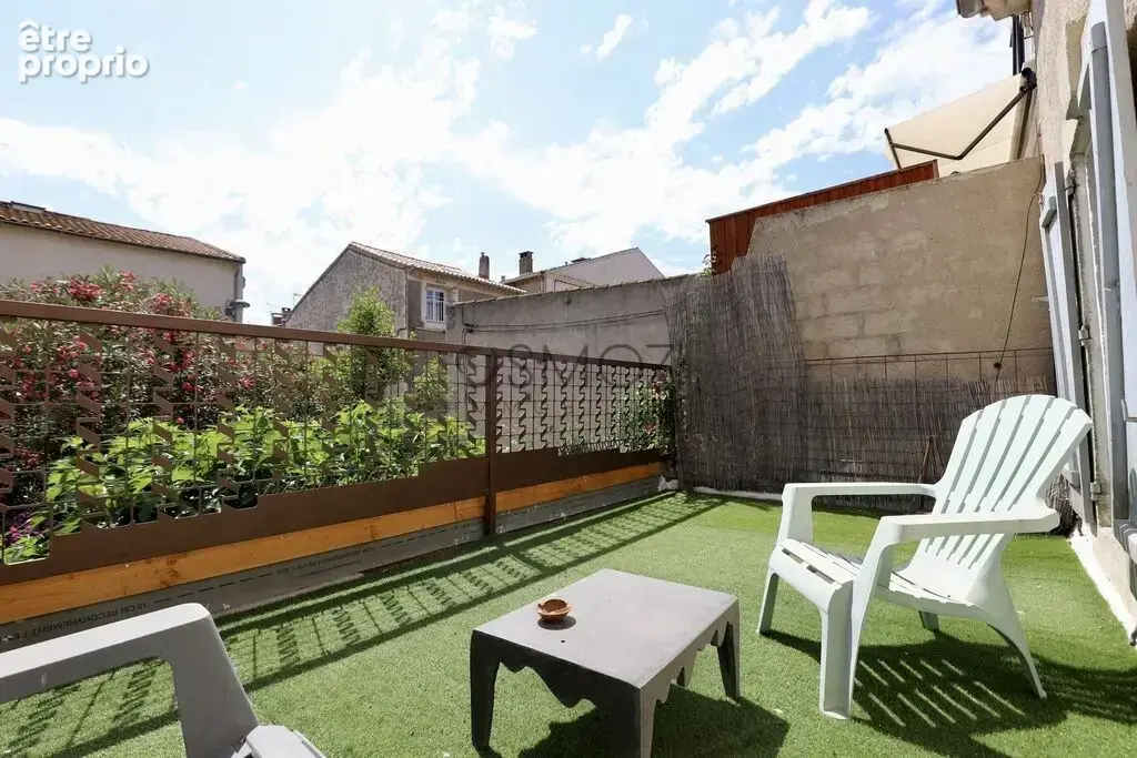 Maison vigneronne de 195 m2 avec cours, terrasses, grange à Séri - photo 13