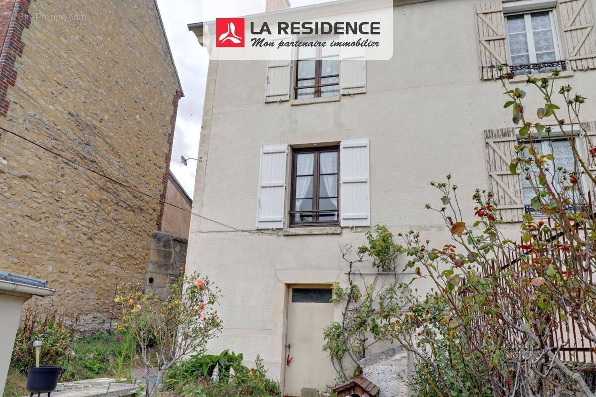 Maison à MAGNY-EN-VEXIN