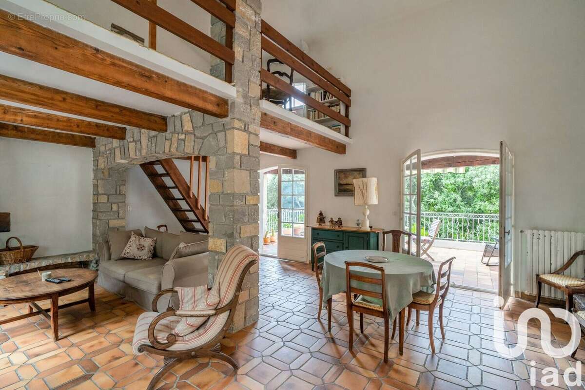 Photo 3 - Maison à LE BEAUSSET