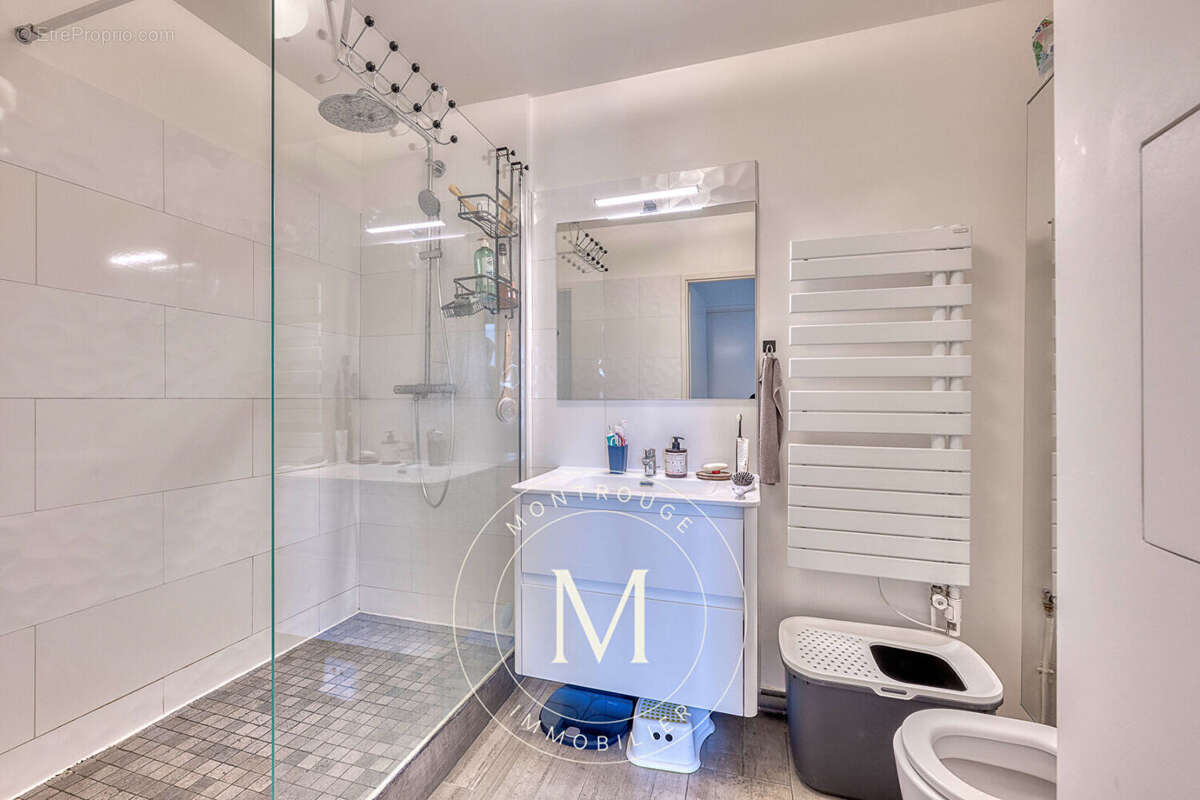 Appartement à MONTROUGE