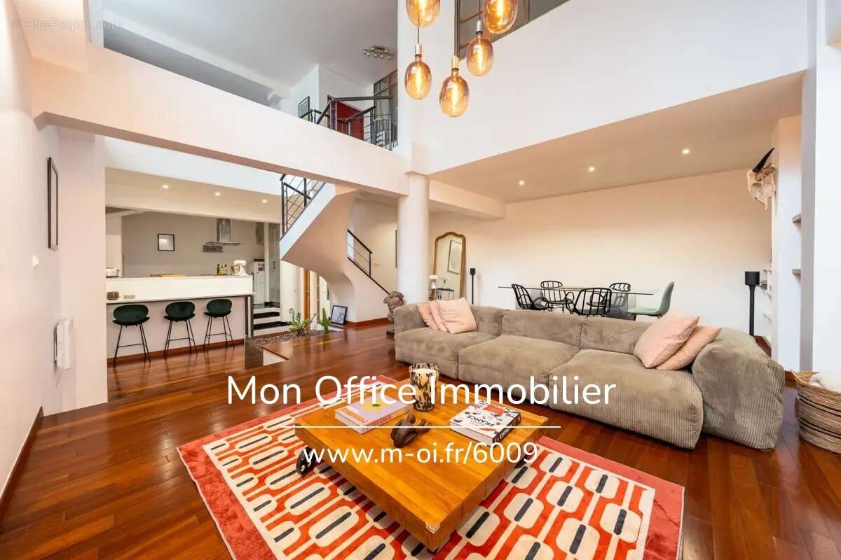 Appartement à MARSEILLE-7E