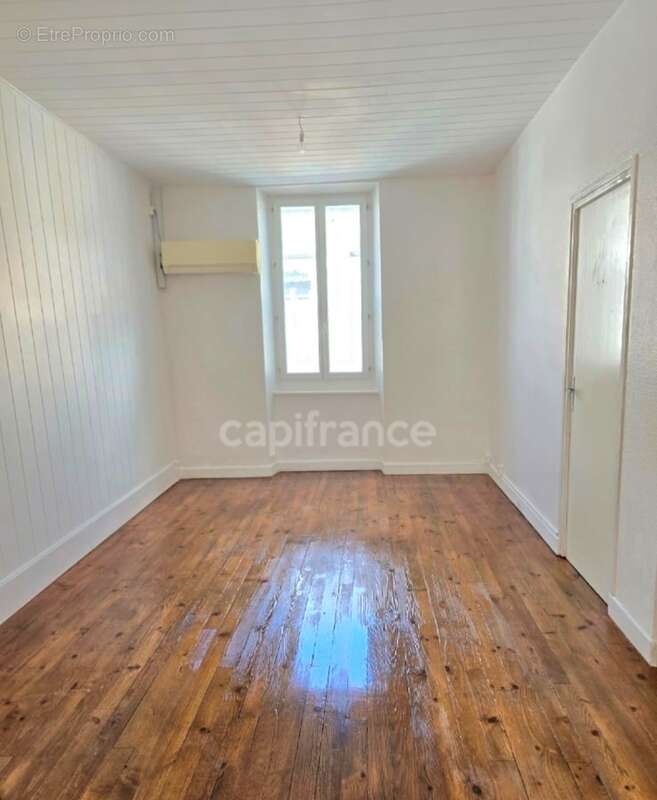 Appartement à MONTREJEAU