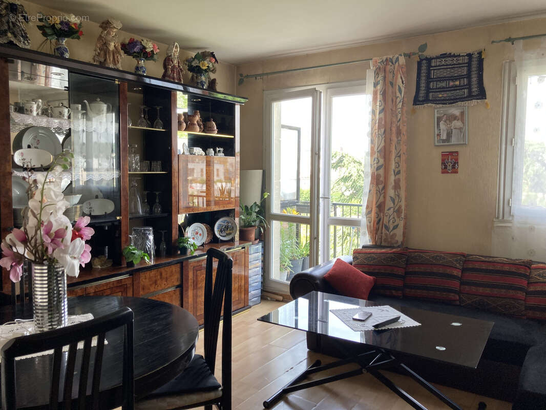 Appartement à PIERREFITTE-SUR-SEINE