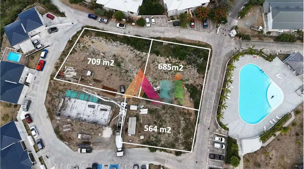 Terrain à SAINT-MARTIN