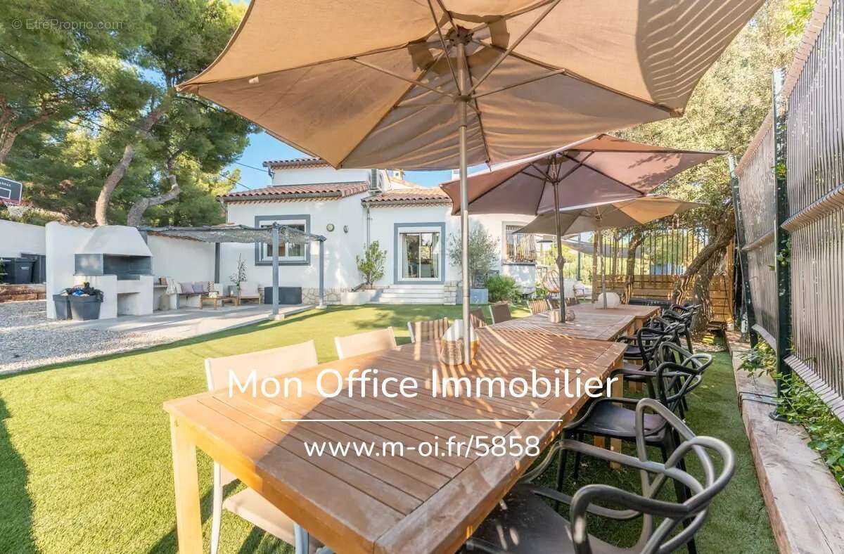 Maison à SAUSSET-LES-PINS