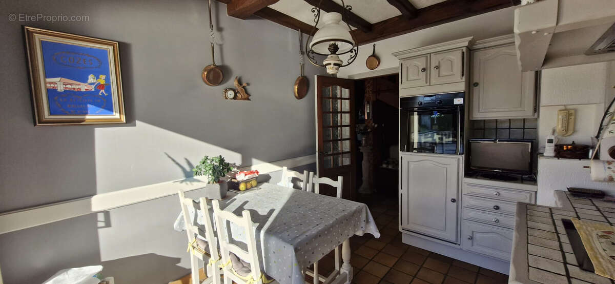 Maison à MORTAGNE-SUR-GIRONDE