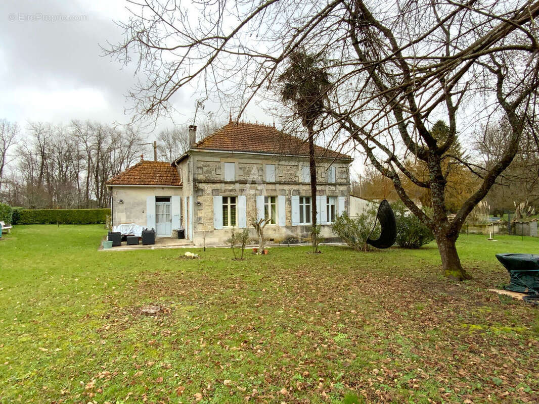 Maison Mirambeau 4 pièce(s) 86 m2 + grenier aménageable - photo 13