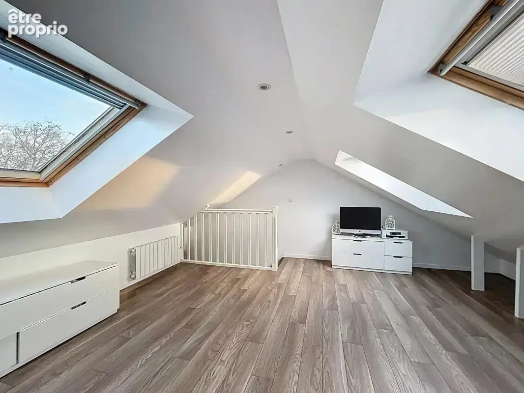 Duplex moderne, faibles charges à Montigny-le-Bretonneux - photo 9