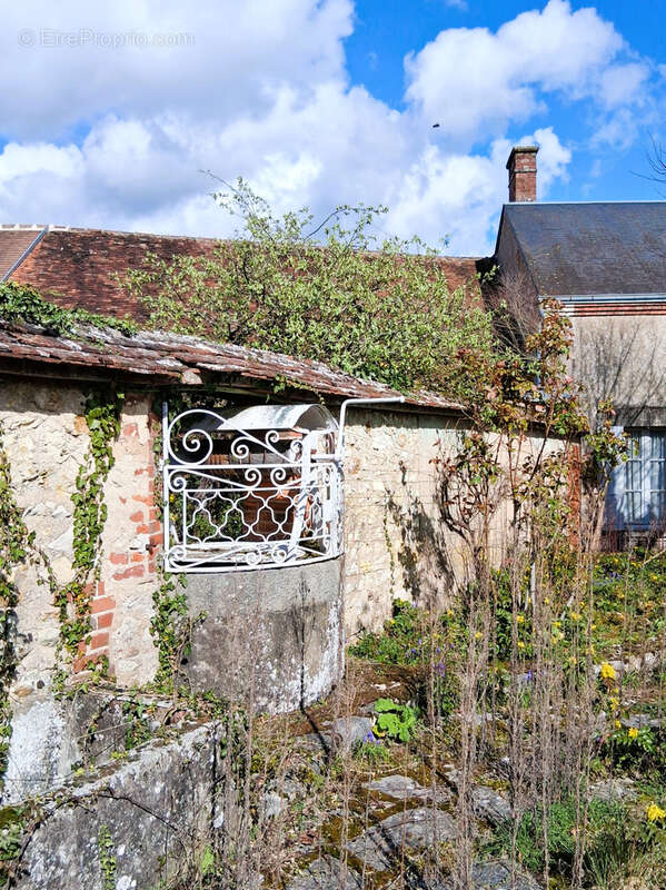 Maison à OUZOUER-SUR-TREZEE