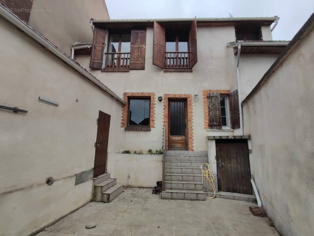 Maison à GALLARDON