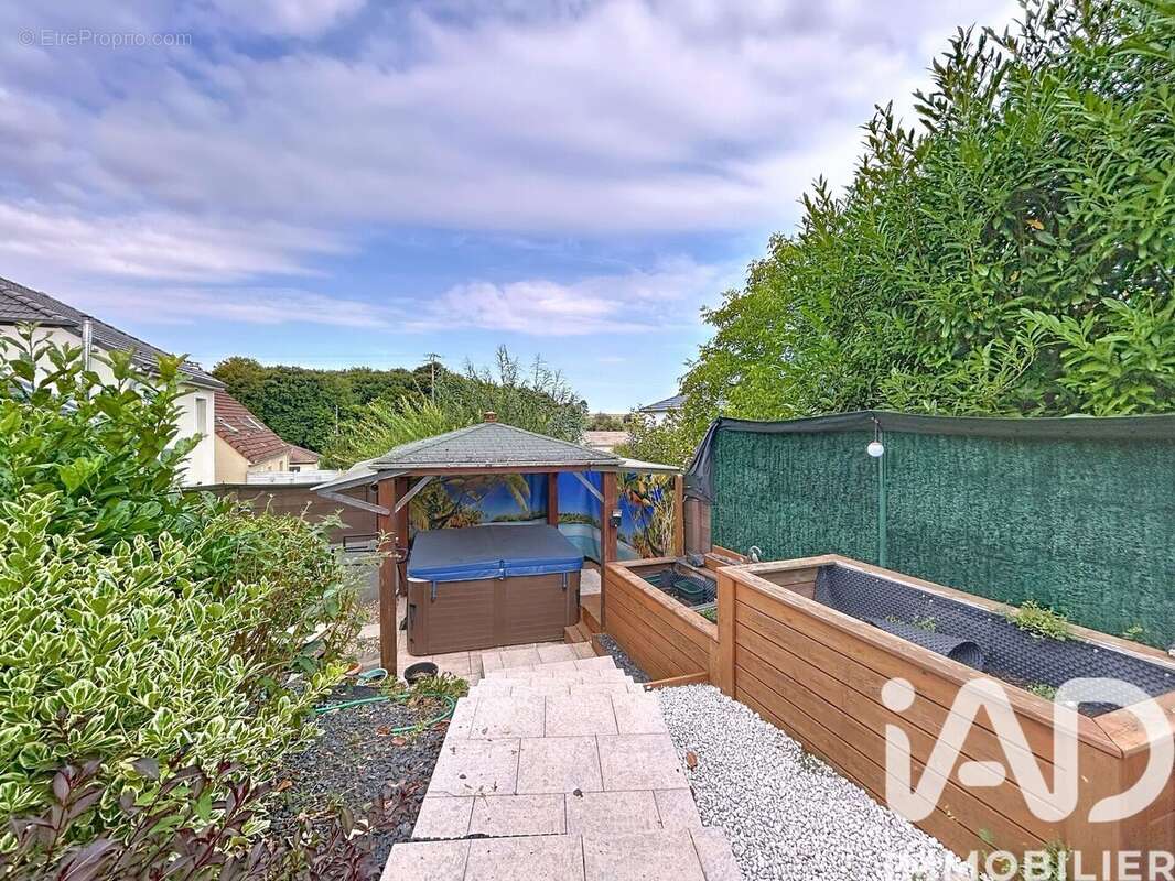 Photo 9 - Maison à AUDUN-LE-ROMAN