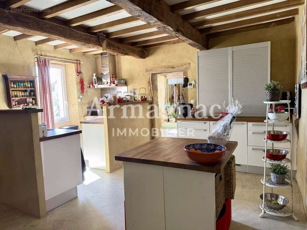 Maison à ROQUEBRUNE