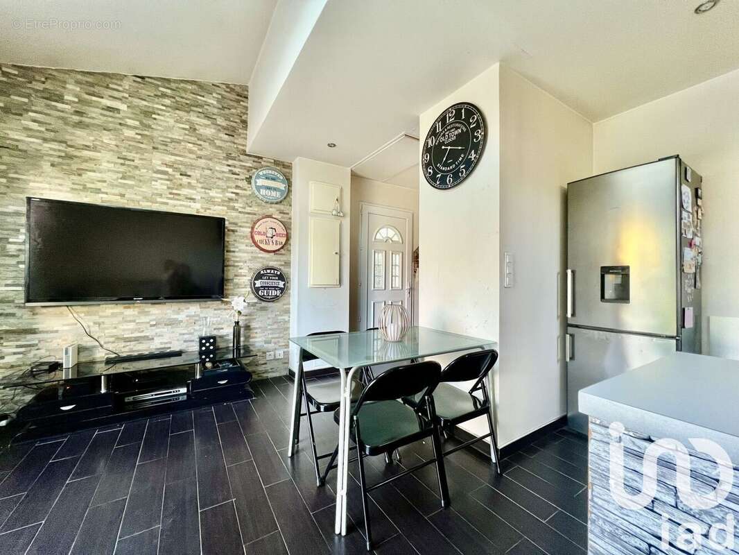 Photo 4 - Maison à VILLECRESNES