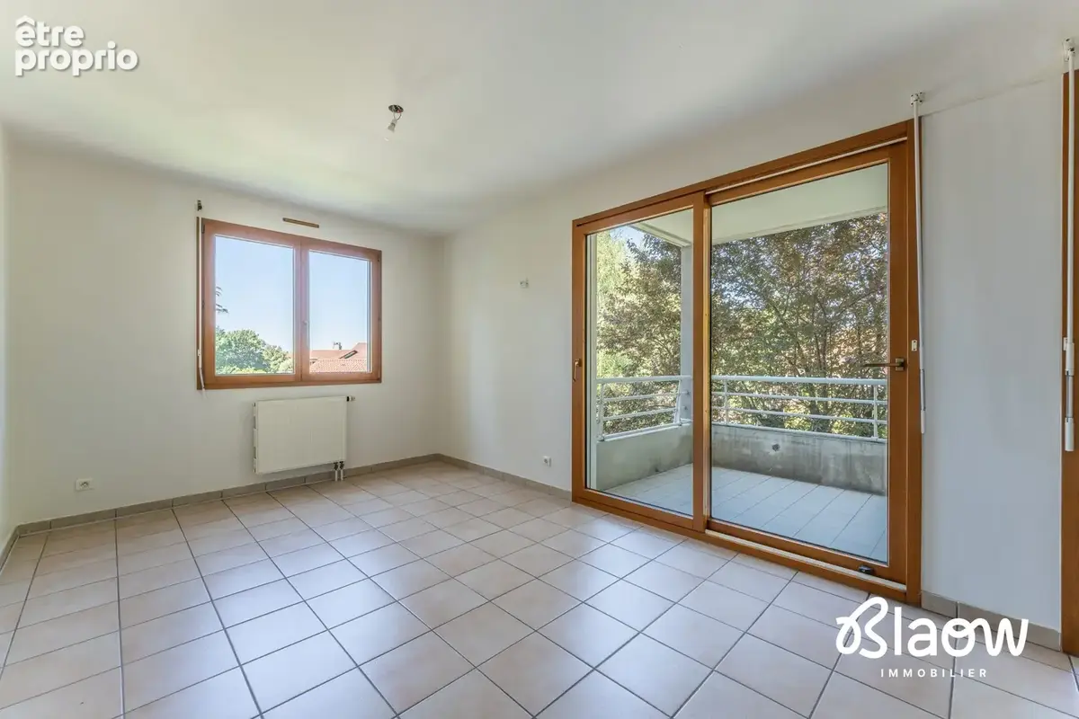 Appartement 91 m² à Genas  - photo 7