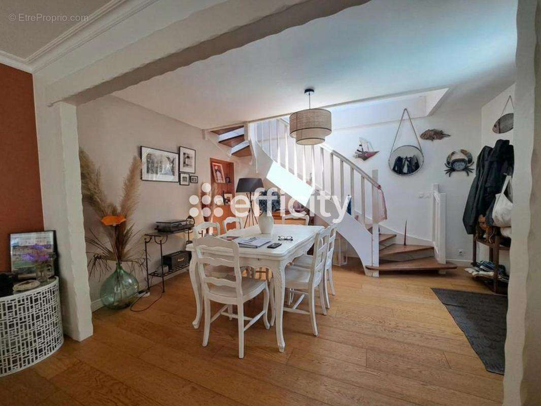 Maison 163 m² à Rennes  - photo 5