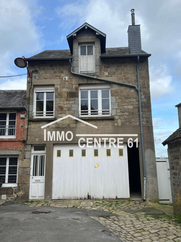 Maison à LA FERTE-MACE