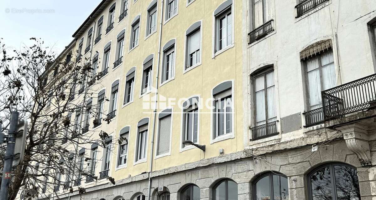 Appartement à LYON-1E