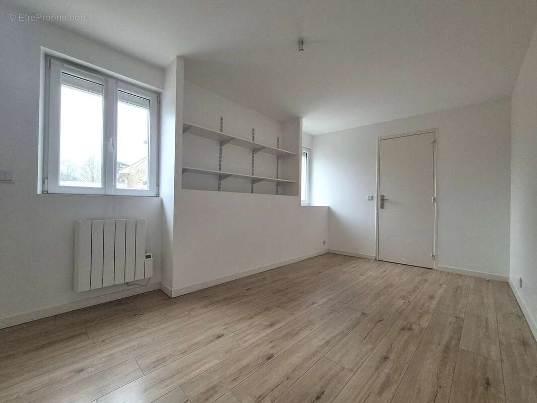 Appartement à CHANGE