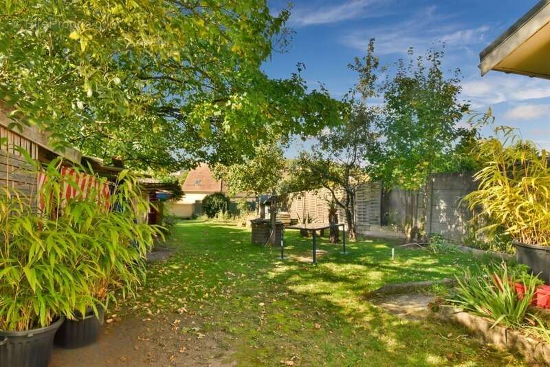 Maison à BALLAINVILLIERS