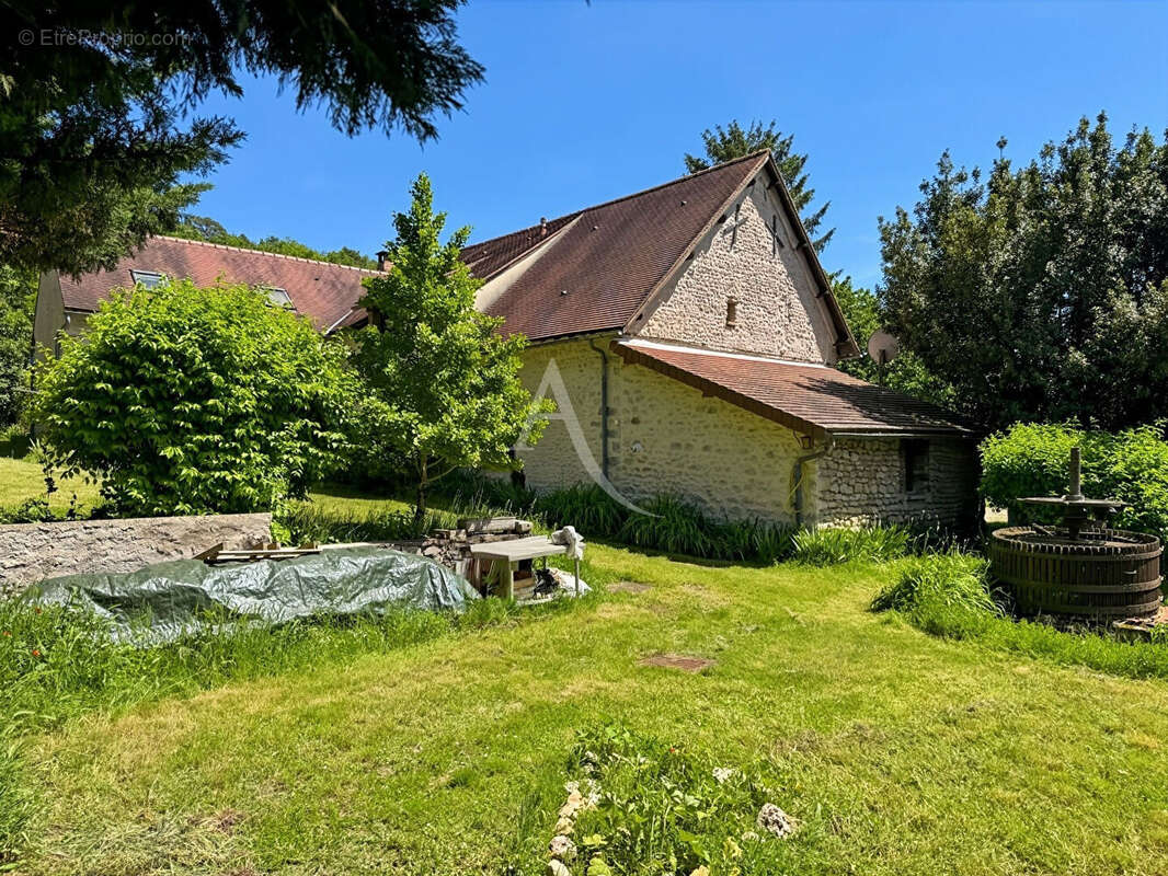 Maison à ETAMPES