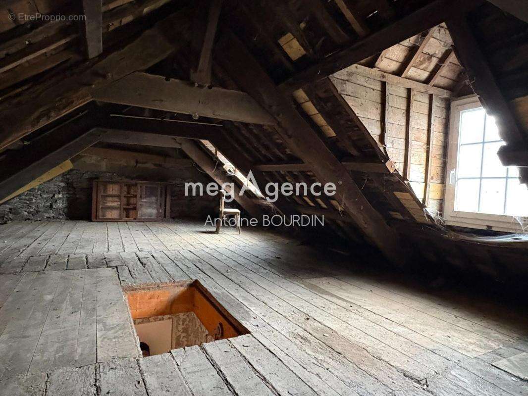 Maison à CALLAC