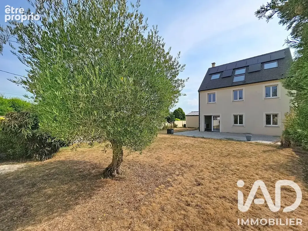 Photo 1 - Maison à SAINT-FARGEAU-PONTHIERRY