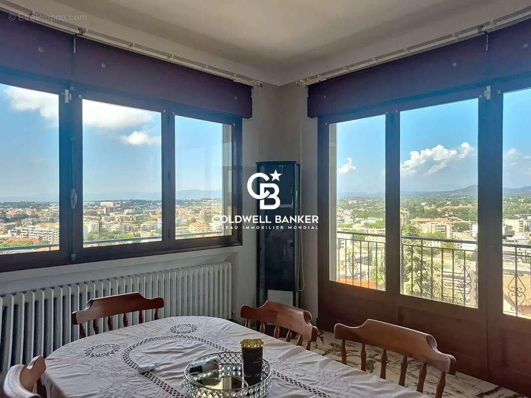 Saint-Raphaël – Maison d'architecte avec vue panoramique exceptionnelle - photo 18