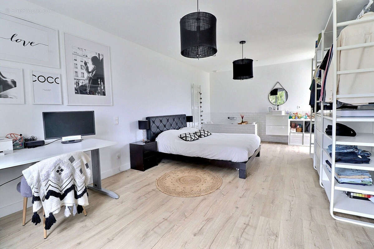 Mareil marly - village - belle maison 5 chambres - photo 10