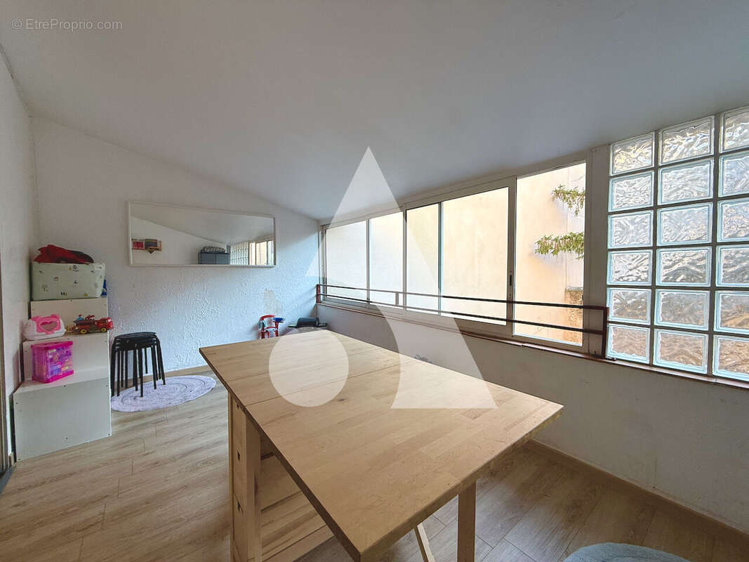 Appartement à PERTUIS