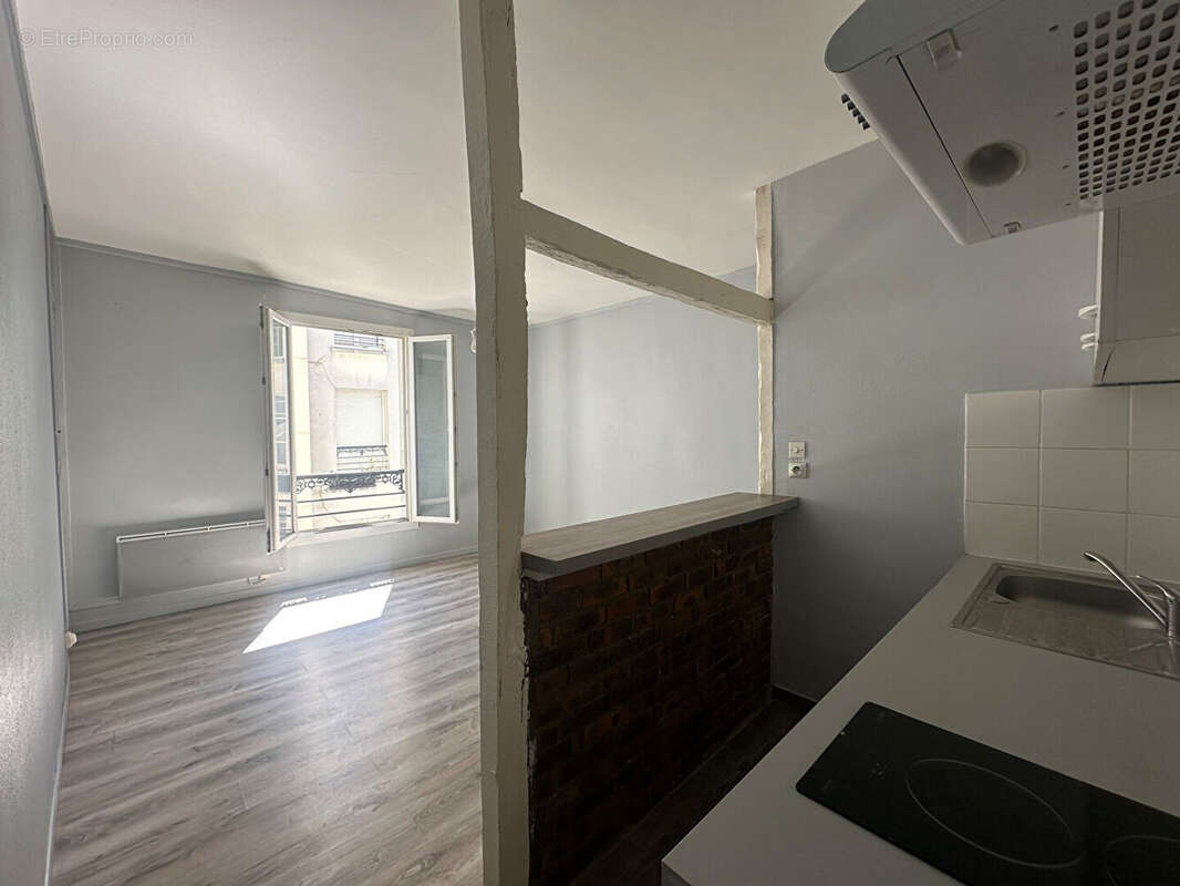 Appartement à PARIS-10E