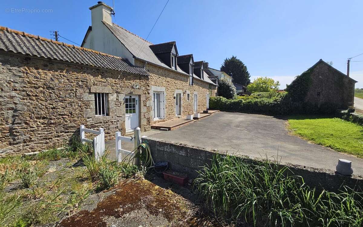 Maison de campagne habitable immédiatement avec ses combles - photo 3