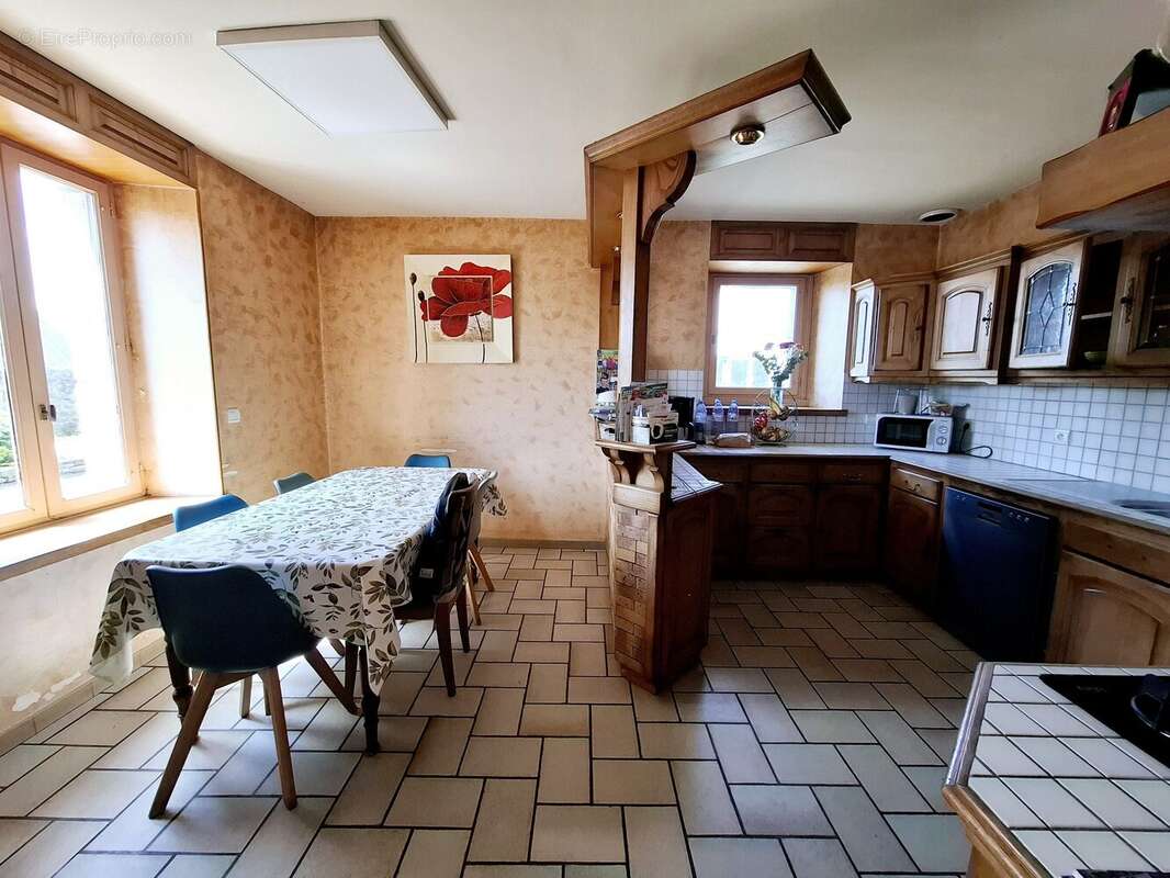 Maison 160 m² à Ploumilliau  - photo 7