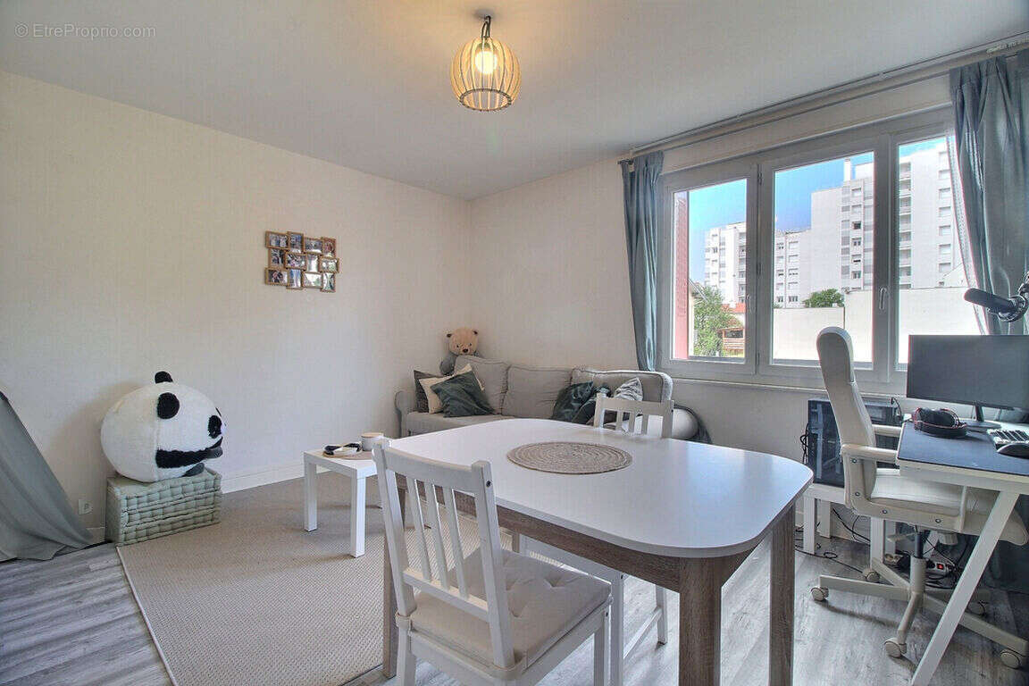 Appartement à CLERMONT-FERRAND