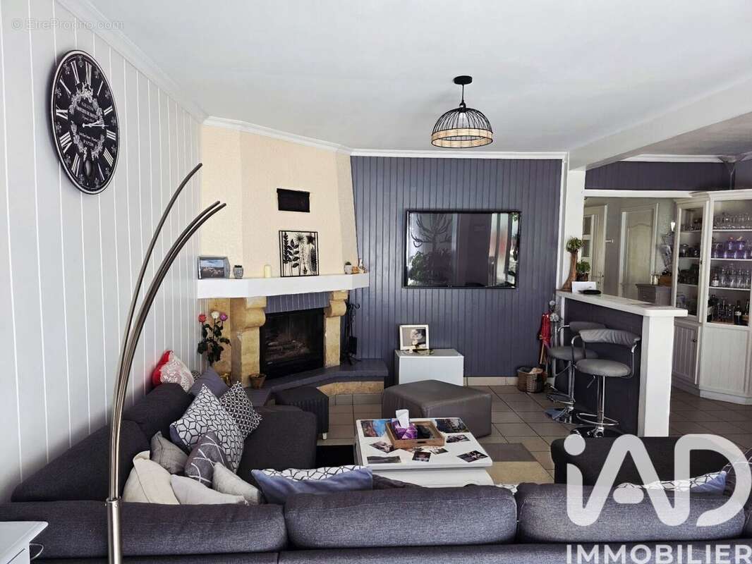 Photo 2 - Maison à MARCHEPRIME