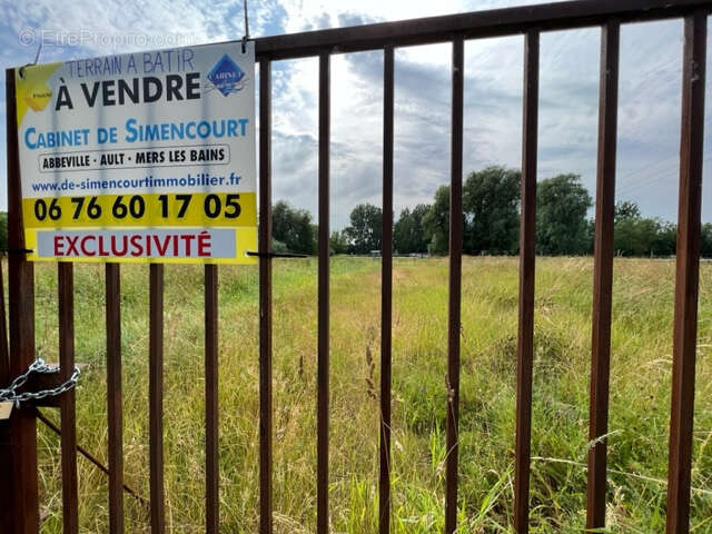 Terrain à ABBEVILLE
