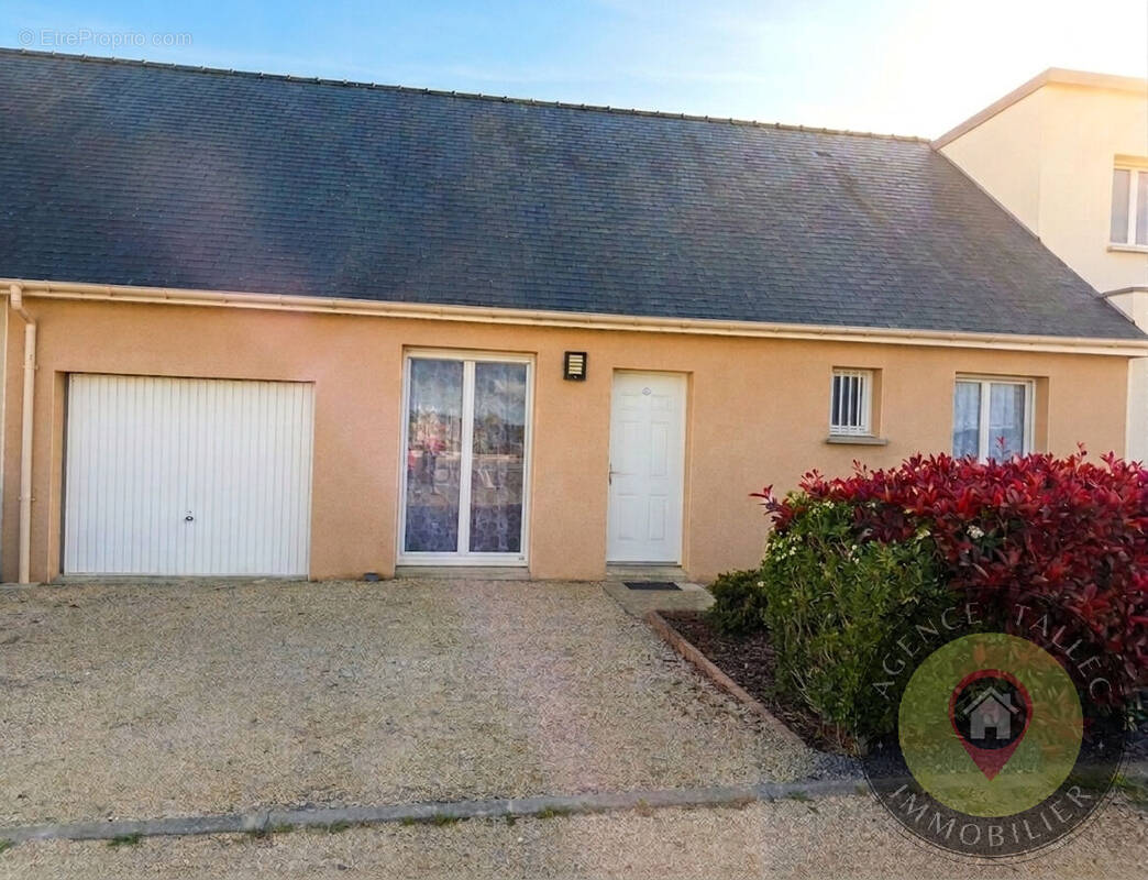 Maison à CAULNES