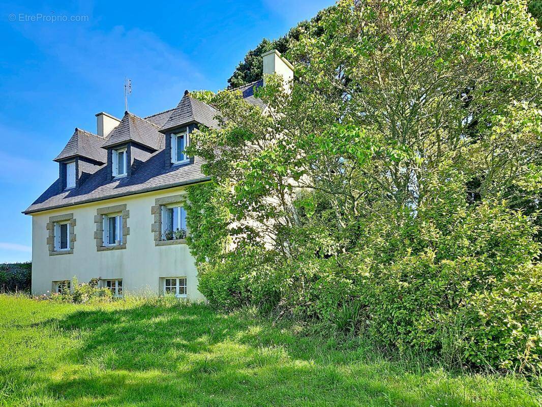 Maison à DIRINON