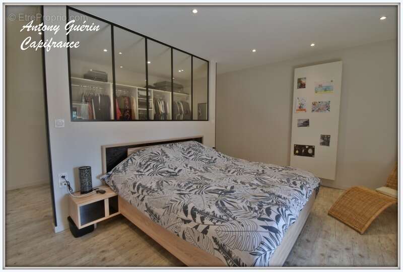 Grange rénovée de caractère avec dépendance 9 pièces-252 m² Habitable-MESNARD LA BAROTIERE - photo 4