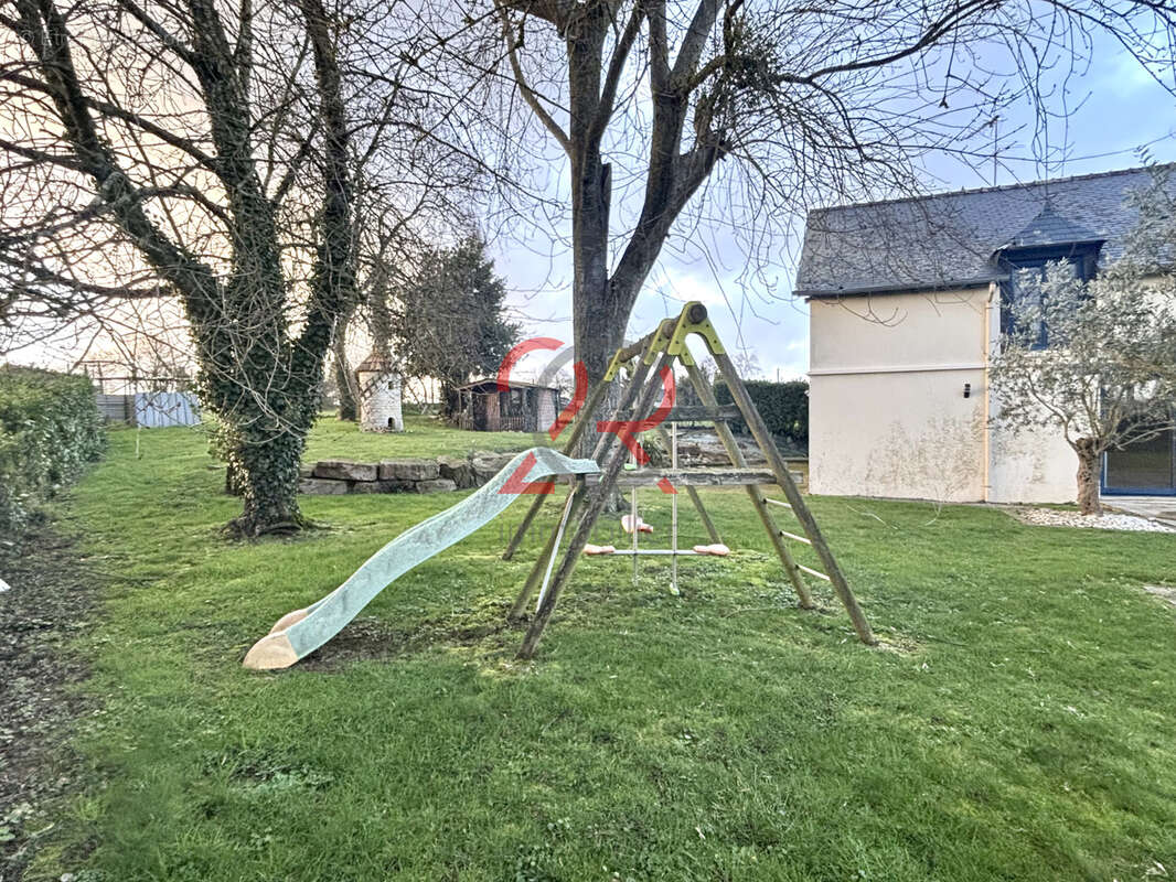 Maison à SAINT-GILLES