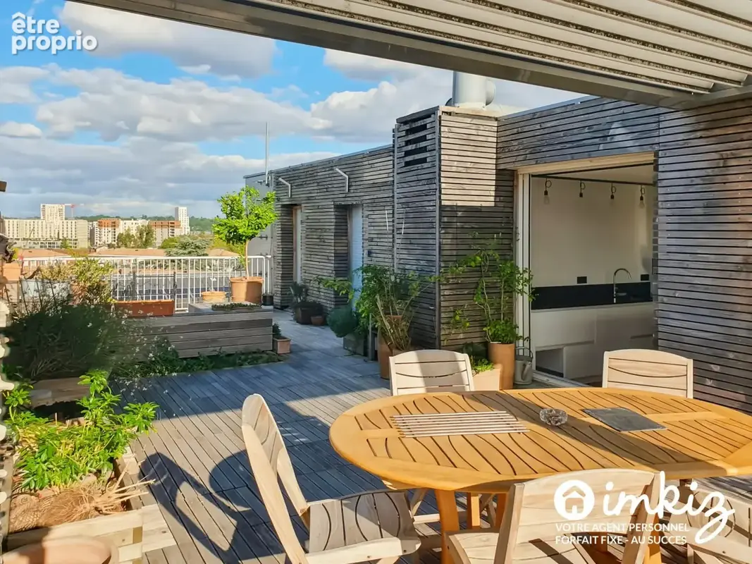 Appartement 135 m2 secteur gare Saint Jean - photo 1