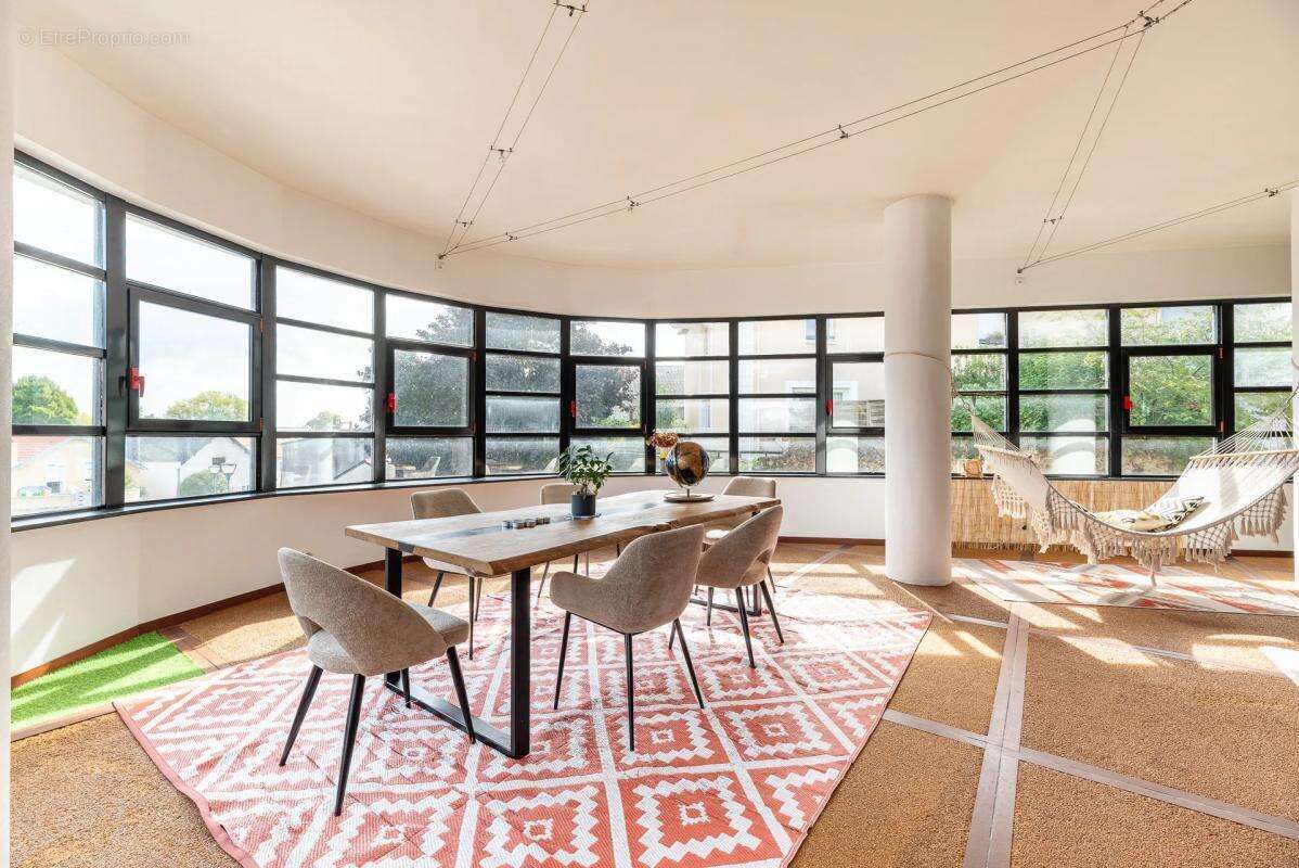 Appartement à INDRE