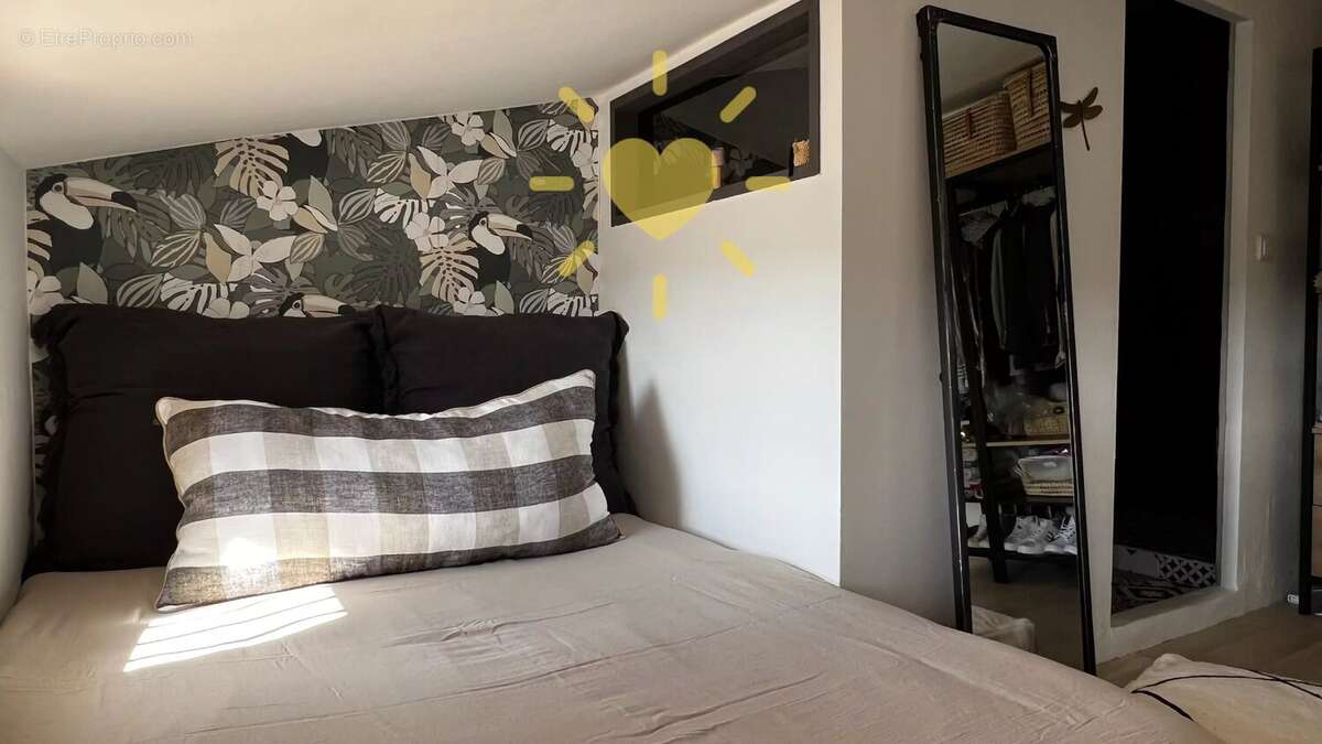 Appartement à CLAVIERS