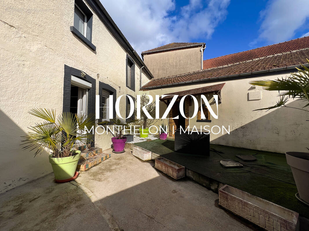 Maison à MONTHELON