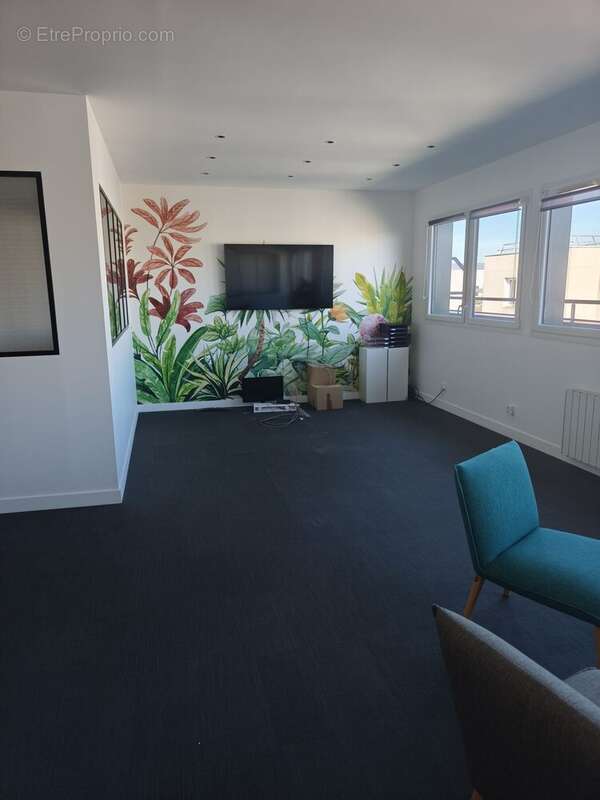 Commerce à SAINT-CONTEST