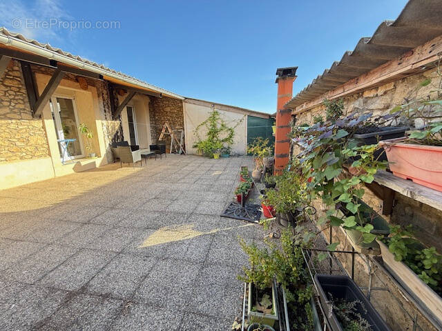 Maison à ADISSAN