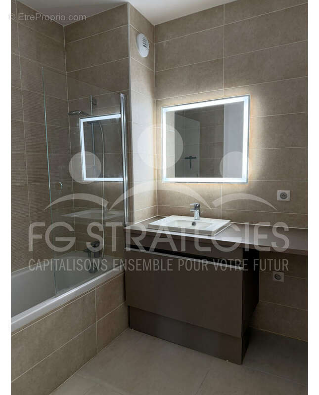 SAINT AUNES   T3 avec terrasse, cave, 2 garages - DPE A - photo 8