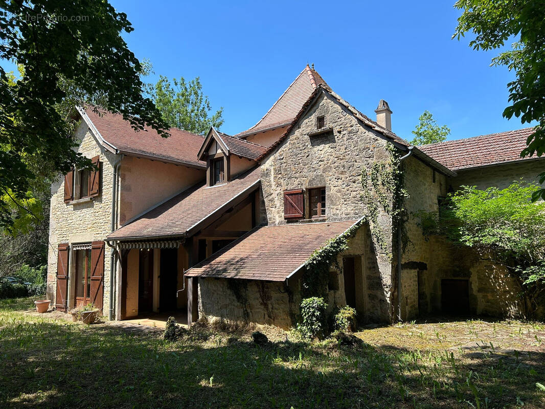 Maison à SAINTE-CROIX