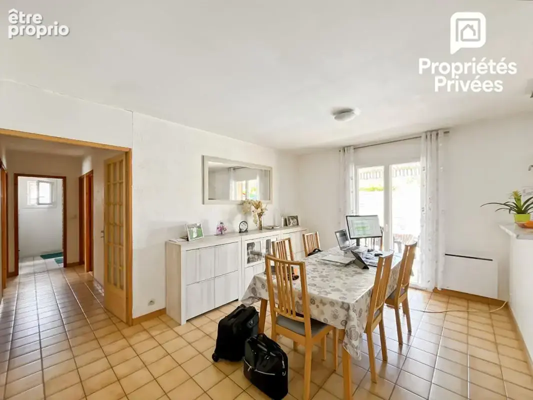 Maison familiale 4 chambres avec piscine - Terrain de 676 m² - photo 13